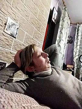 Ponka2011 online show from 12-18-25, 05:57