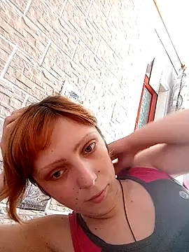 Snapshot of Ponka2011 chatting on 06-20-26, 05:10 Ponka2011 online show from 06-20-26, 05:10