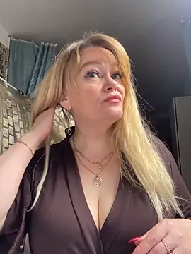 Sweet-blonde online show from 02-14-26, 01:24