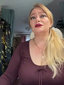 Sweet-blonde online show from 03-16-26, 01:59