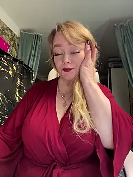 Snapshot of Sweet-blonde chatting on 06-11-26, 12:32 Sweet-blonde online show from 06-11-26, 12:32