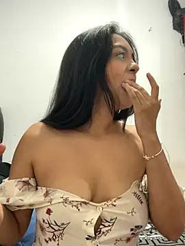 Selene Wings22 online show from 10-16-25, 10:33