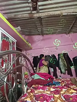 Snapshot of reya743 chatting on 11-09-25, 11:36 reya743 online show from 11-09-25, 11:36