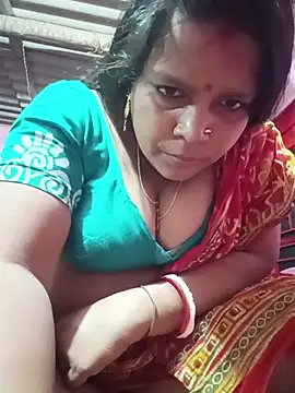 Snapshot of reya743 chatting on 11-25-25, 11:16 reya743 online show from 11-25-25, 11:16