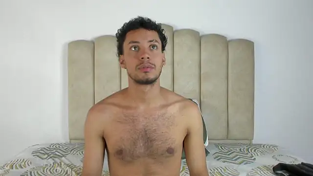 aroncooper1 online show from 10-09-25, 01:31