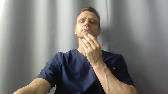 Snapshot of Freeze_Fire chatting on 06-27-26, 06:29 Freeze Fire online show from 06-27-26, 06:29