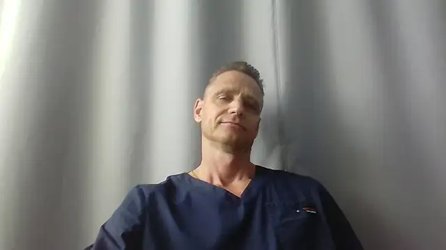 Snapshot of Freeze_Fire chatting on 07-01-26, 06:37 Freeze Fire online show from 07-01-26, 06:37