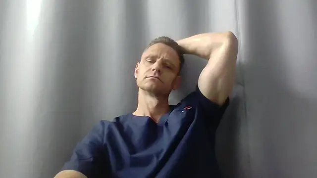 Snapshot of Freeze_Fire chatting on 07-05-26, 06:53 Freeze Fire online show from 07-05-26, 06:53