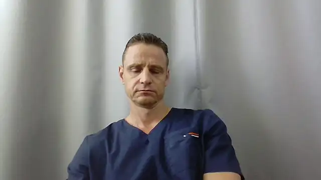 Snapshot of Freeze_Fire chatting on 07-17-26, 08:32 Freeze Fire online show from 07-17-26, 08:32