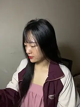 Snapshot of Be_xinh chatting on 11-08-25, 02:39 Be xinh online show from 11-08-25, 02:39