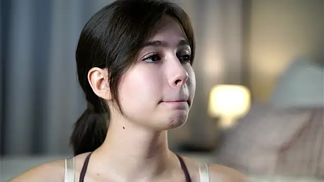 LettySlovacek online show from 10-13-25, 02:22