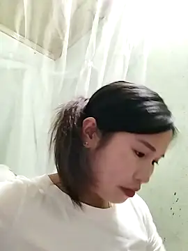 Snapshot of Mai4568 chatting on 10-16-25, 03:13 Mai4568 online show from 10-16-25, 03:13