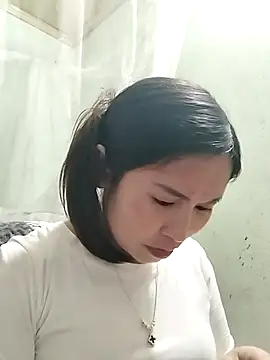 Snapshot of Mai4568 chatting on 10-23-25, 03:33 Mai4568 online show from 10-23-25, 03:33