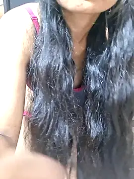 Snapshot of Soni_cute86526 chatting on 07-20-26, 10:39 Soni cute86526 online show from 07-20-26, 10:39