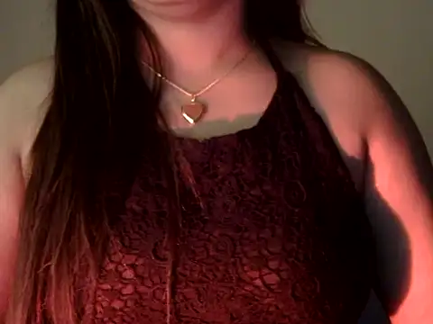 Snapshot of Aaliya02 chatting on 10-13-25, 01:33 Aaliya02 online show from 10-13-25, 01:33