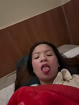 Snapshot of ___Dorry02___ chatting on 10-11-25, 05:17 Dorry02 online show from 10-11-25, 05:17