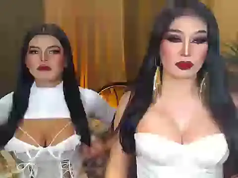 Snapshot of JANAALWAYSHORNY chatting on 09-24-25, 04:49 JANAALWAYSHORNY online show from 09-24-25, 04:49