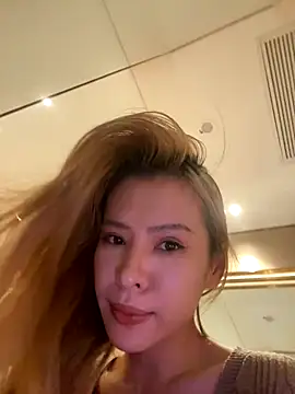 miumiu-66 online show from 09-23-25, 03:37