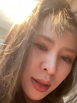 miumiu-66 online show from 04-14-26, 10:38