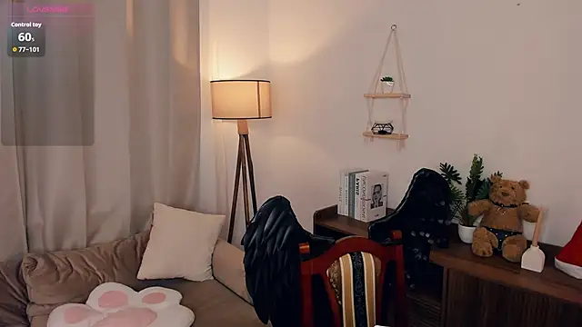 Snapshot of LaureMestler chatting on 02-21-26, 12:17 LaureMestler online show from 02-21-26, 12:17