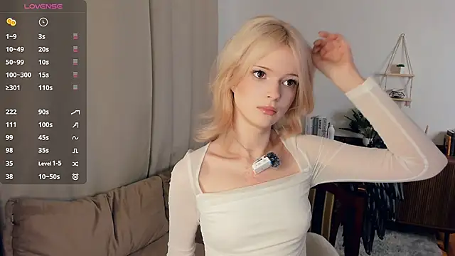 Snapshot of LaureMestler chatting on 03-01-26, 09:33 LaureMestler online show from 03-01-26, 09:33