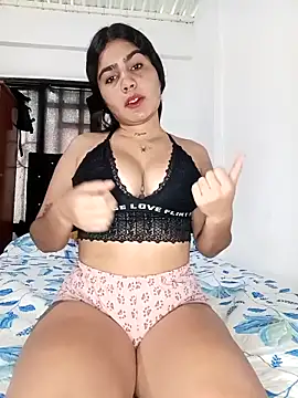 Snapshot of Sashalana chatting on 10-30-25, 01:45 Sashalana online show from 10-30-25, 01:45