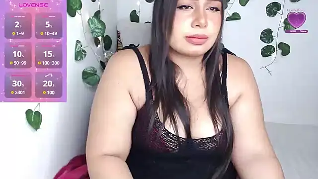 vivianepierss online show from 12-29-24, 08:33