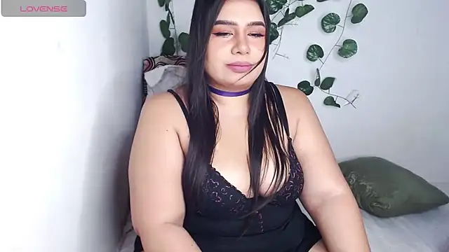 vivianepierss online show from 02-03-25, 08:13