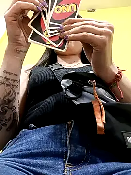 Snapshot of Mia-love-03 chatting on 10-25-25, 10:37 Mia-love-03 online show from 10-25-25, 10:37