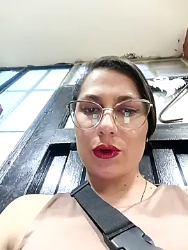 Snapshot of Mia-love-03 chatting on 11-07-25, 09:59 Mia-love-03 online show from 11-07-25, 09:59