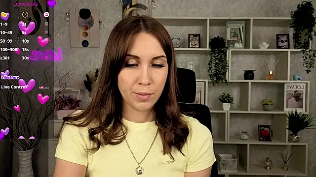 DreamVelour online show from 10-10-25, 08:41