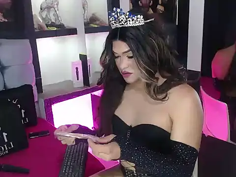 Sophia hott01 online show from 10-10-25, 12:04