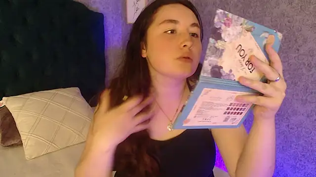 Vic Taylor online show from 10-10-25, 10:58