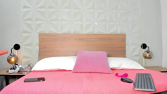 ValeryTrans  online show from 02-07-26, 01:26