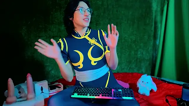 Snapshot of -BlueOpal- chatting on 10-02-25, 05:53 -BlueOpal- online show from 10-02-25, 05:53