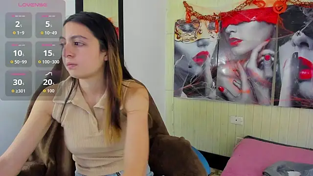 Snapshot of lala_clark chatting on 11-05-25, 12:16 lala clark online show from 11-05-25, 12:16