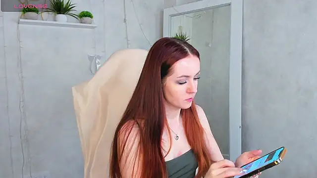 Berta Kelly online show from 12-22-25, 12:40