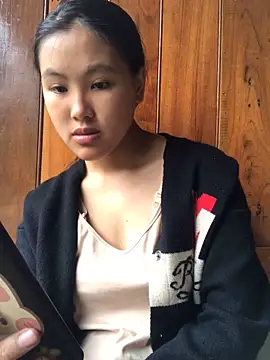 Mai lovely online show from 10-20-25, 02:23