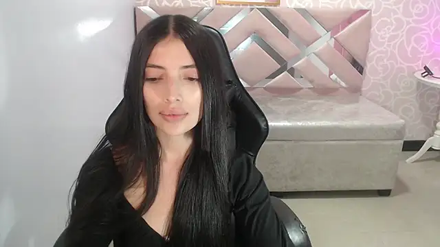 Snapshot of cynthia_ch chatting on 10-02-25, 04:08 cynthia ch online show from 10-02-25, 04:08