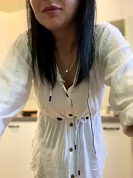 Snapshot of mood_berry chatting on 09-24-25, 06:39 mood berry online show from 09-24-25, 06:39