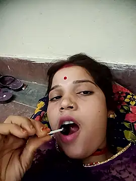 Snapshot of Mahek_love143 chatting on 05-24-26, 04:12 Mahek love143 online show from 05-24-26, 04:12