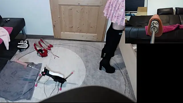 Snapshot of SexyCindyCD chatting on 10-13-25, 06:19 SexyCindyCD online show from 10-13-25, 06:19