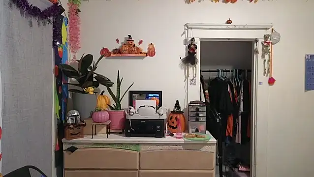 Snapshot of xofrankiefinexo chatting on 10-10-25, 11:42 xofrankiefinexo online show from 10-10-25, 11:42