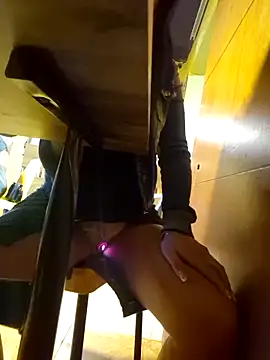 Snapshot of Coraline__dk2 chatting on 10-07-25, 01:14 Coraline dk2 online show from 10-07-25, 01:14