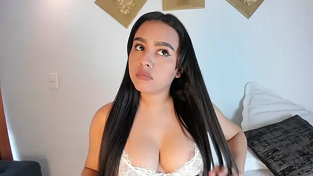 CharlottePetitte online show from 10-16-25, 07:59