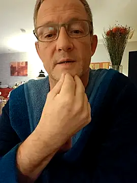 TommyTom76 online show from 01-10-26, 08:10