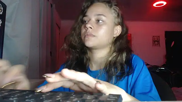 LittleCheerry69 online show from 01-07-26, 10:18