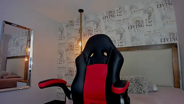 ALAHIACRUZ1 online show from 02-19-26, 07:21