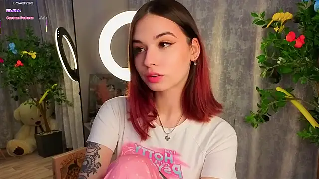 LunaraRada online show from 02-06-26, 06:00