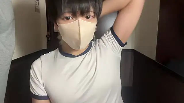 Snapshot of tora3220 chatting on 11-08-25, 12:38 tora3220 online show from 11-08-25, 12:38